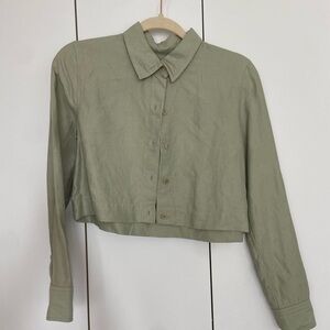 Aritzia Wilfred Sage Green Cropped Button-Down Shirt
